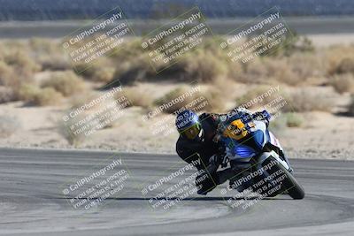 media/Oct-05-2025-CVMA (Sun) [[beeef4f201]]/Race 17-Amateur Formula Open/